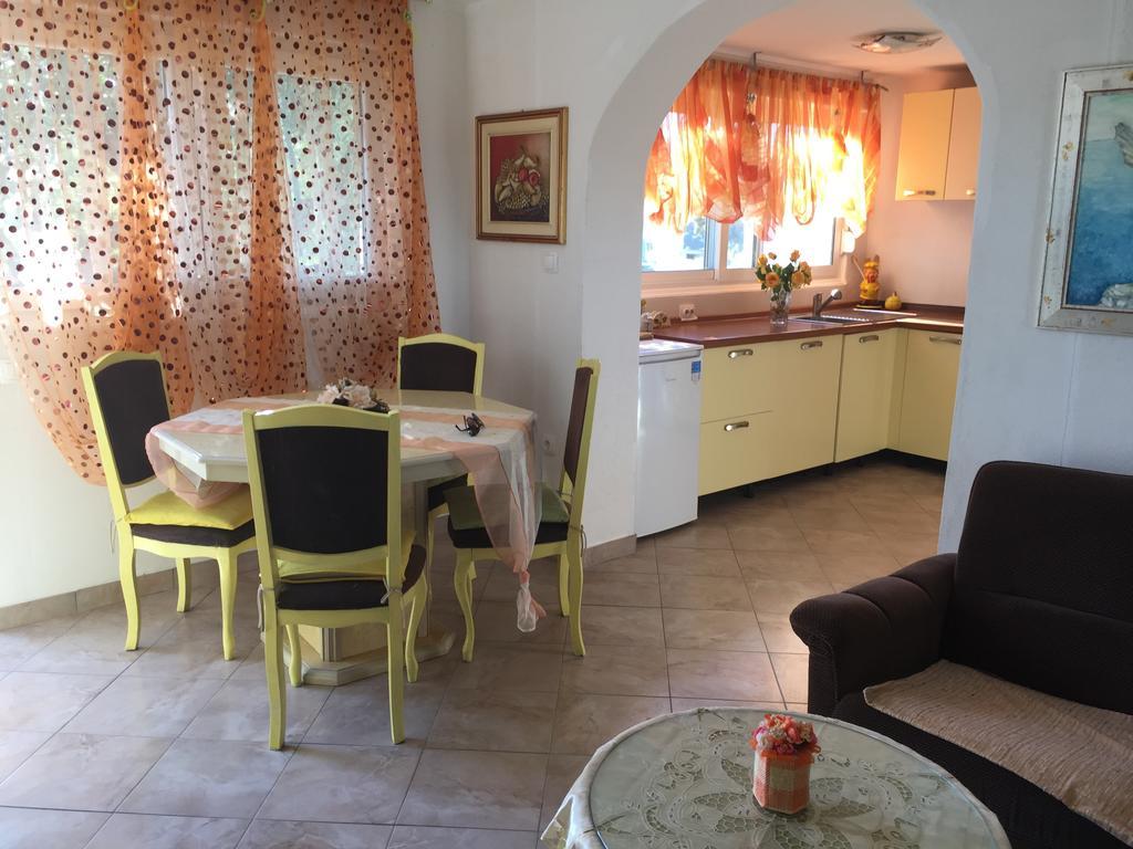 Apartment Greis Razanj Ngoại thất bức ảnh